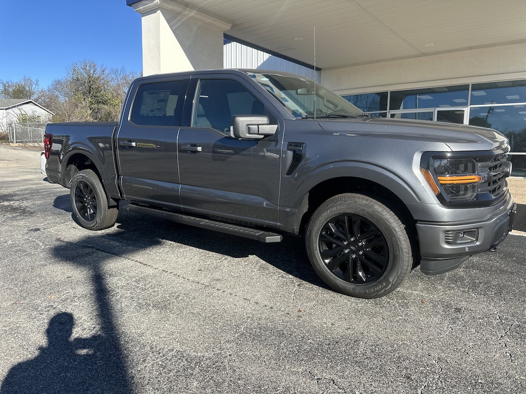 New 2025 Ford F-150 XLT Truck SuperCrew Cab
