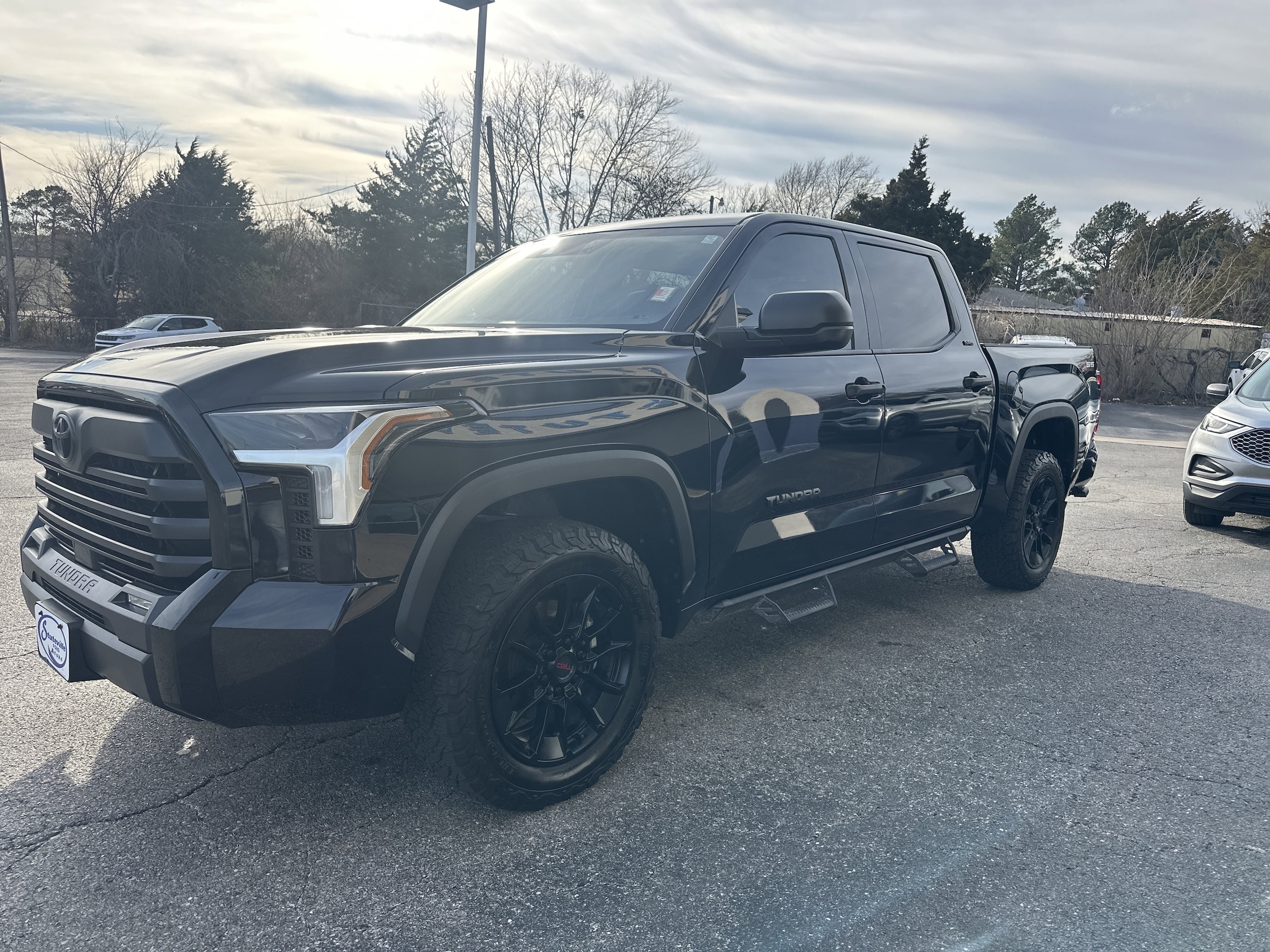 2023 Toyota Tundra SR5 3.4L 4WD CrewMax 5.5' Bed