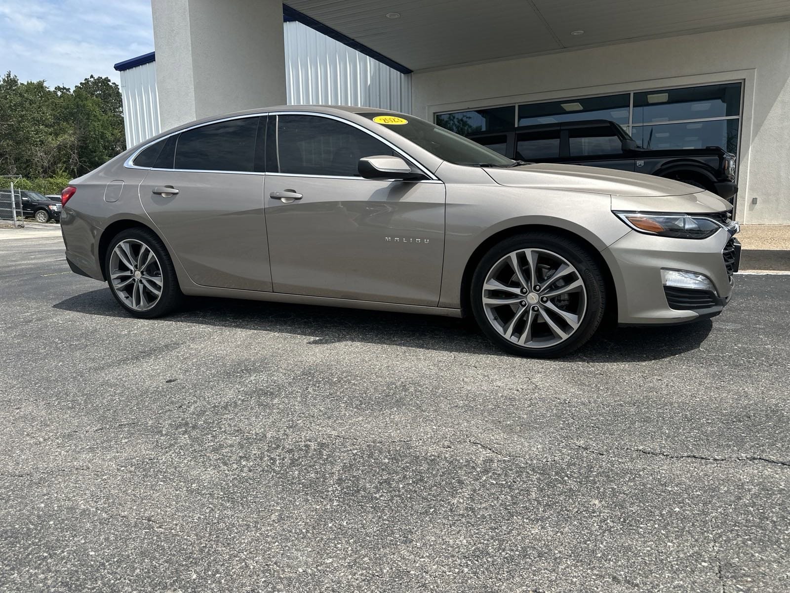 Used 2023 Chevrolet Malibu 1LT with VIN 1G1ZD5ST1PF232168 for sale in Atoka, OK