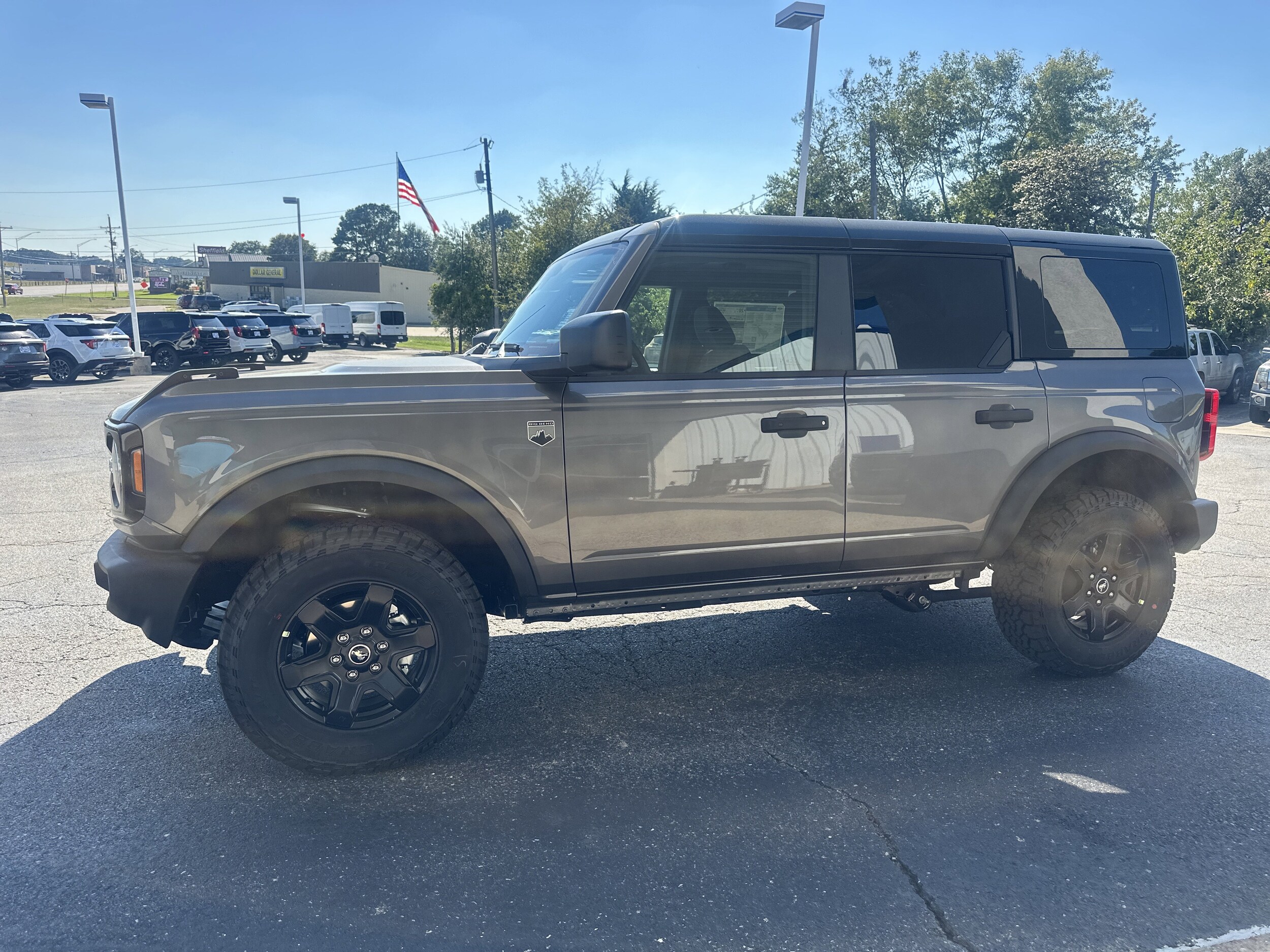 2025 Ford Bronco Big Bend photo 3