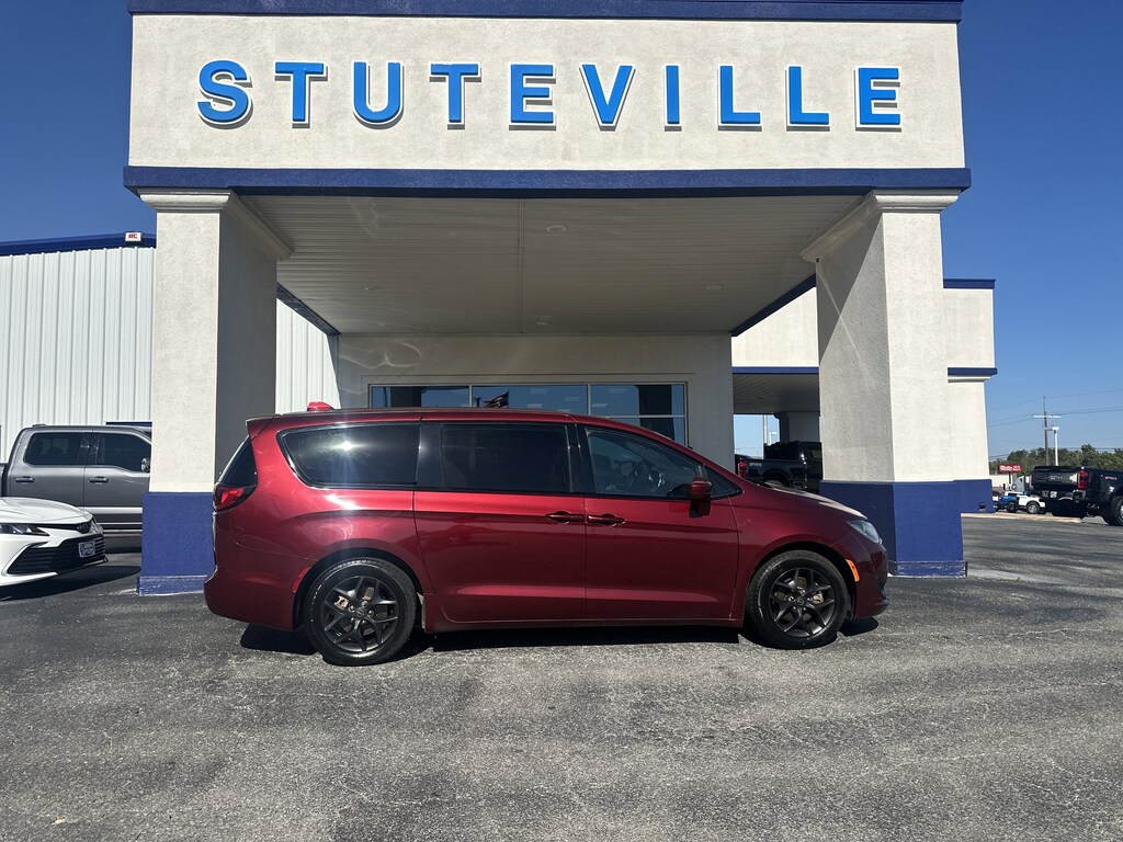 Used 2019 Chrysler Pacifica Touring Plus Van Passenger Van