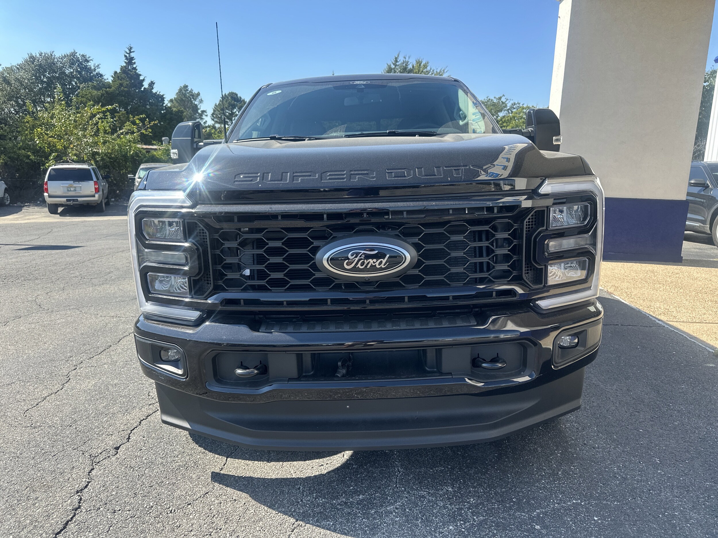 2026 Ford F-250 Lariat photo 3