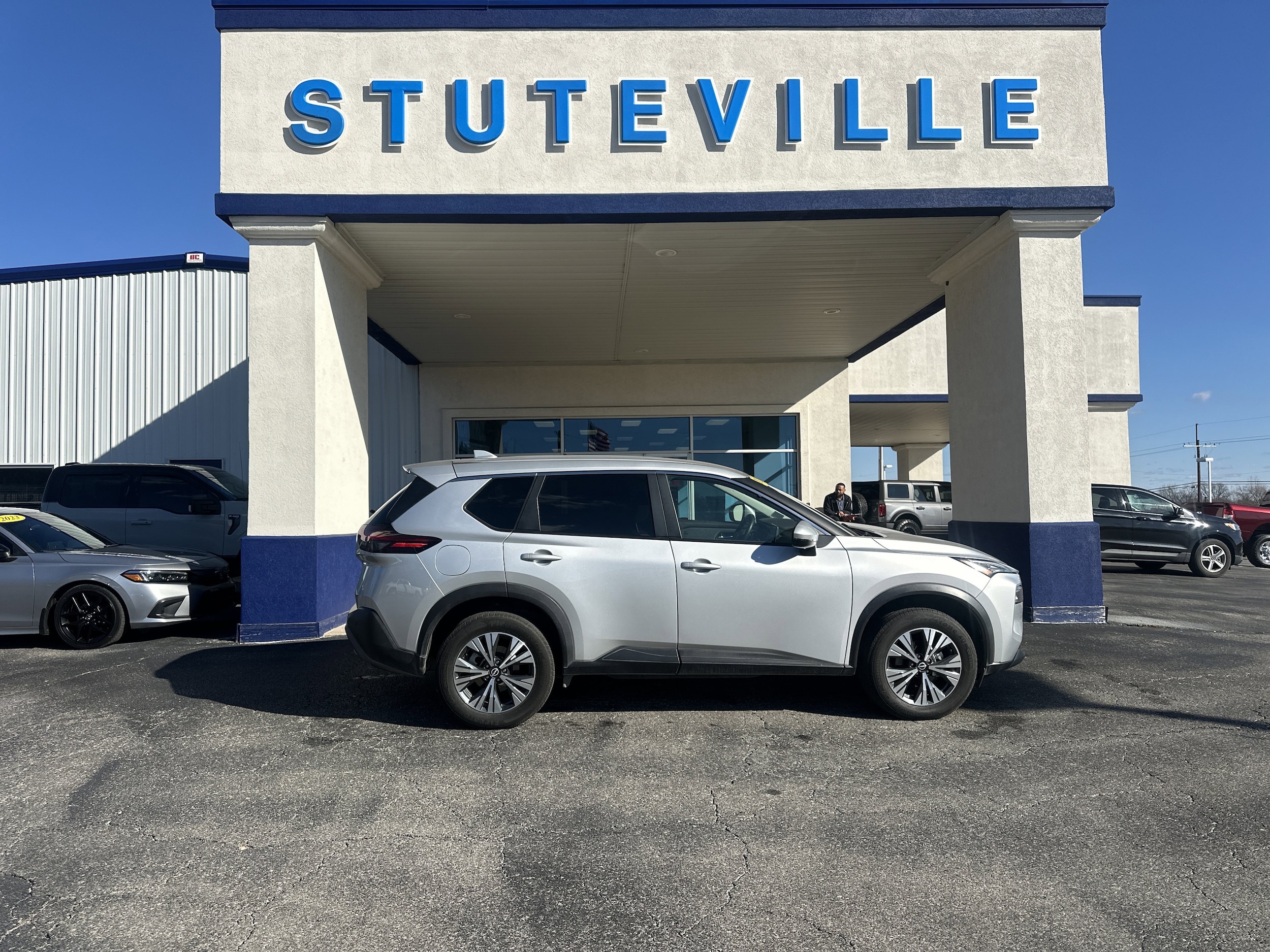 2022 Nissan Rogue SV