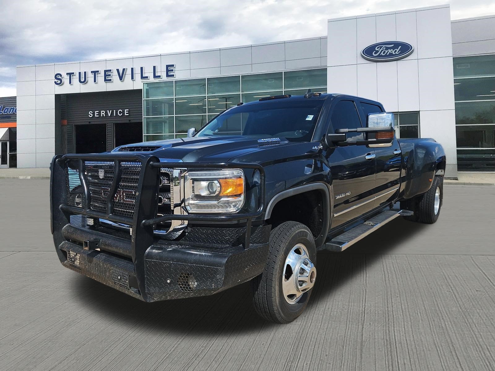 Used 2017 GMC Sierra 3500HD SLT with VIN 1GT42XCY8HF153935 for sale in Tahlequah, OK