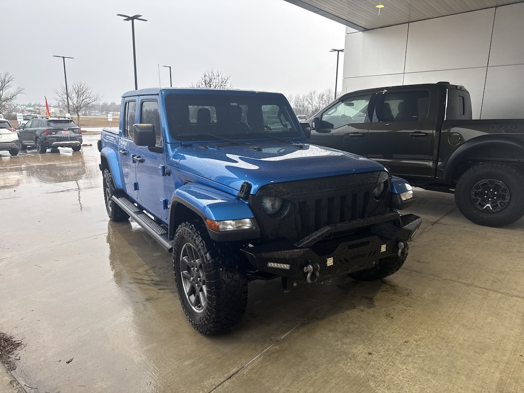 Used 2021 Jeep Gladiator Overland Truck Crew Cab