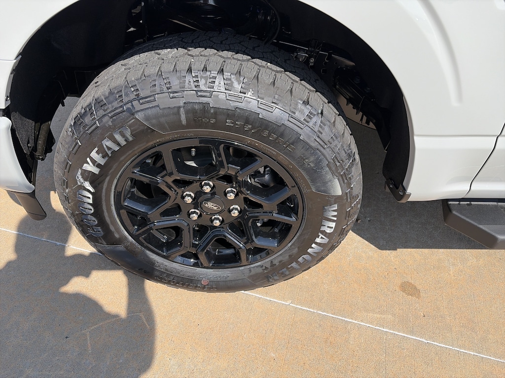 New 2026 Ford F-150 XLT Truck SuperCrew Cab
