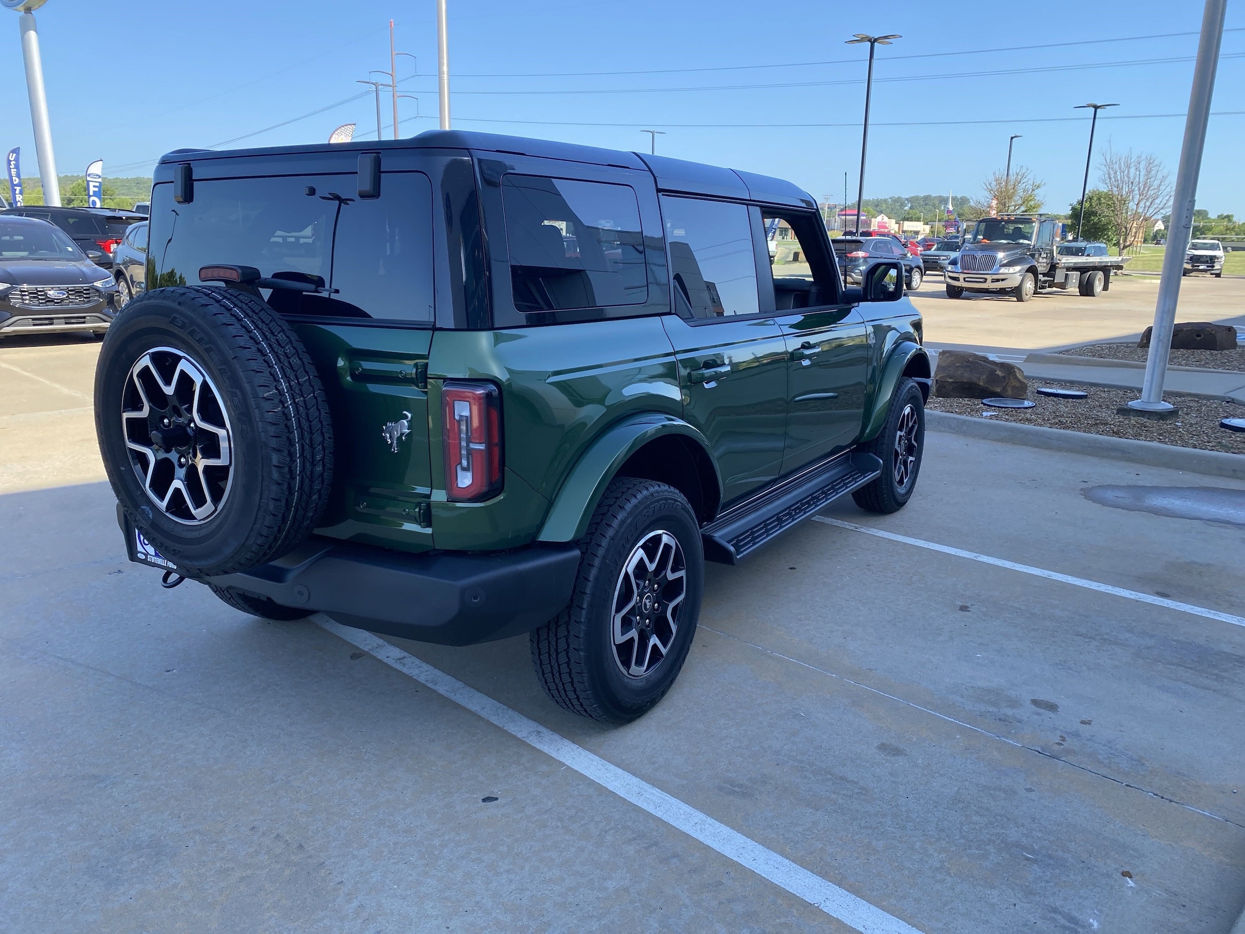 2025 Ford Bronco 4-Door Outer Banks - Photo 6