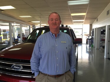 Staff member Ron Clark from ID_61a9c1