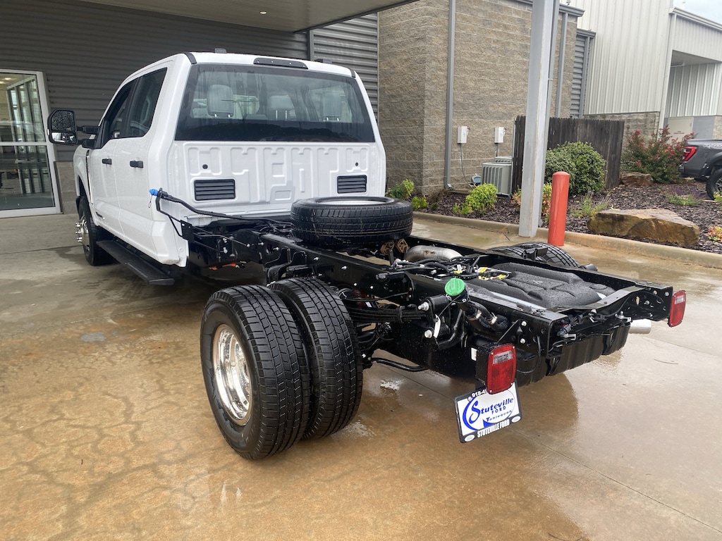 New 2026 Ford Super Duty F-350 DRW XL Truck Crew Cab
