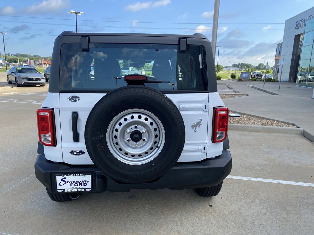 New 2026 Ford Bronco Base SUV