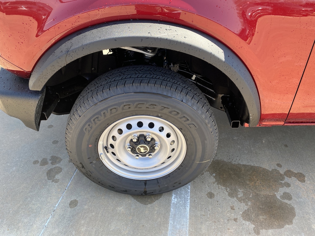 New 2026 Ford Bronco Base SUV