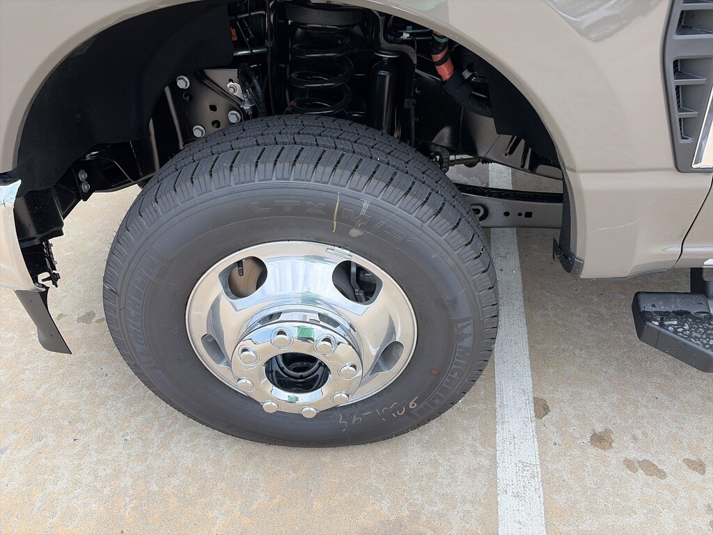 New 2026 Ford Super Duty F-350 DRW F-350® Lariat® Truck Crew Cab