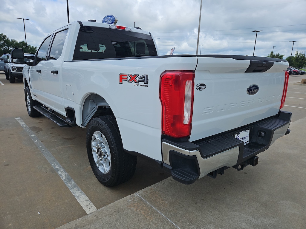 Used 2025 Ford Super Duty F-250 SRW XLT Truck Crew Cab