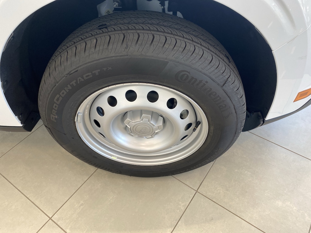 New 2025 Ford Maverick XL Truck SuperCrew