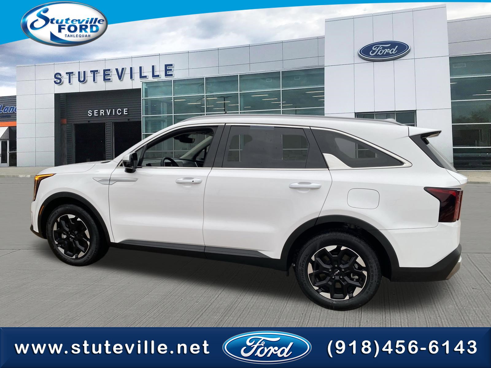 2025 Kia Sorento S AT's photo