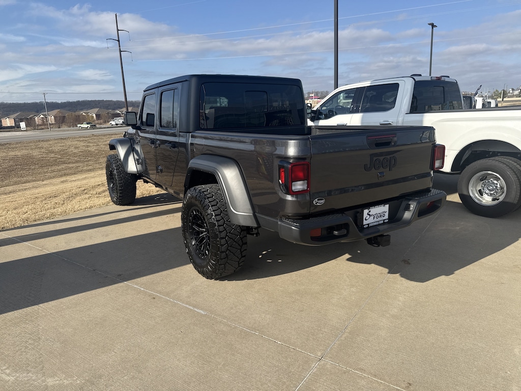 Used 2025 Jeep Gladiator Sport Truck Crew Cab