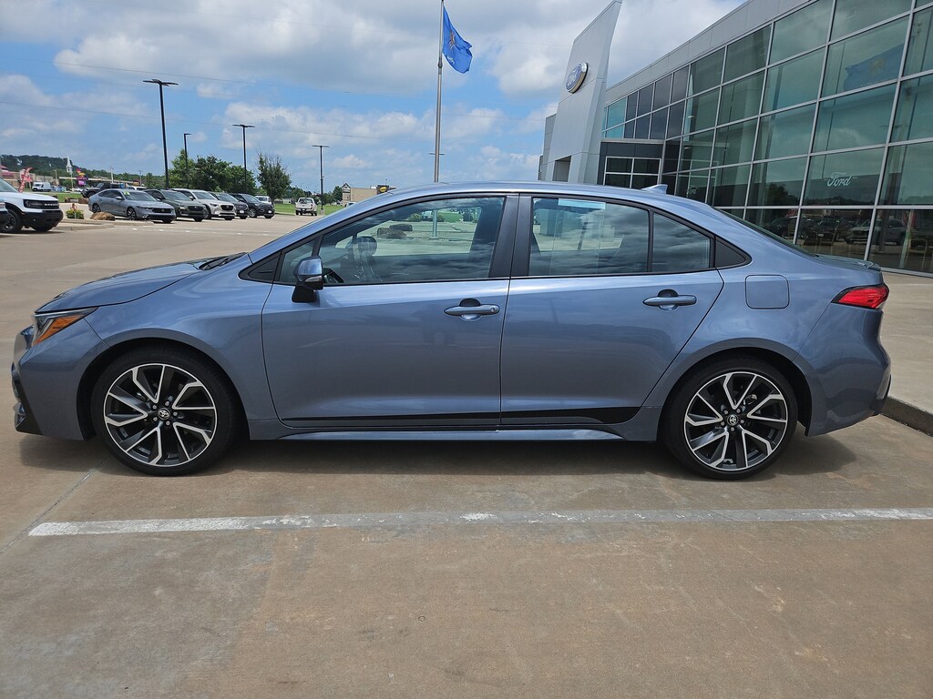 Used 2022 Toyota Corolla SE Sedan
