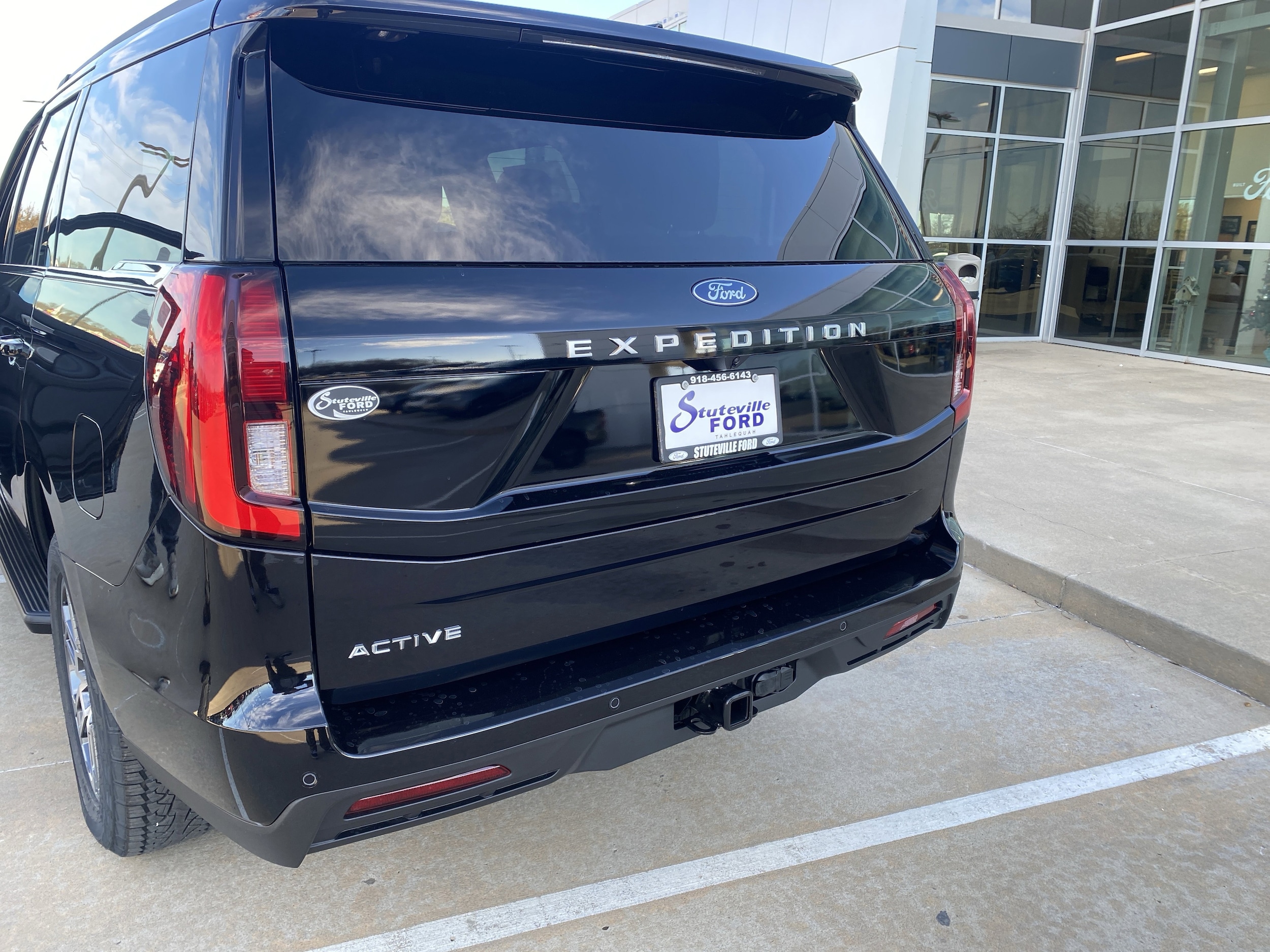 2025 Ford Expedition Active's photo