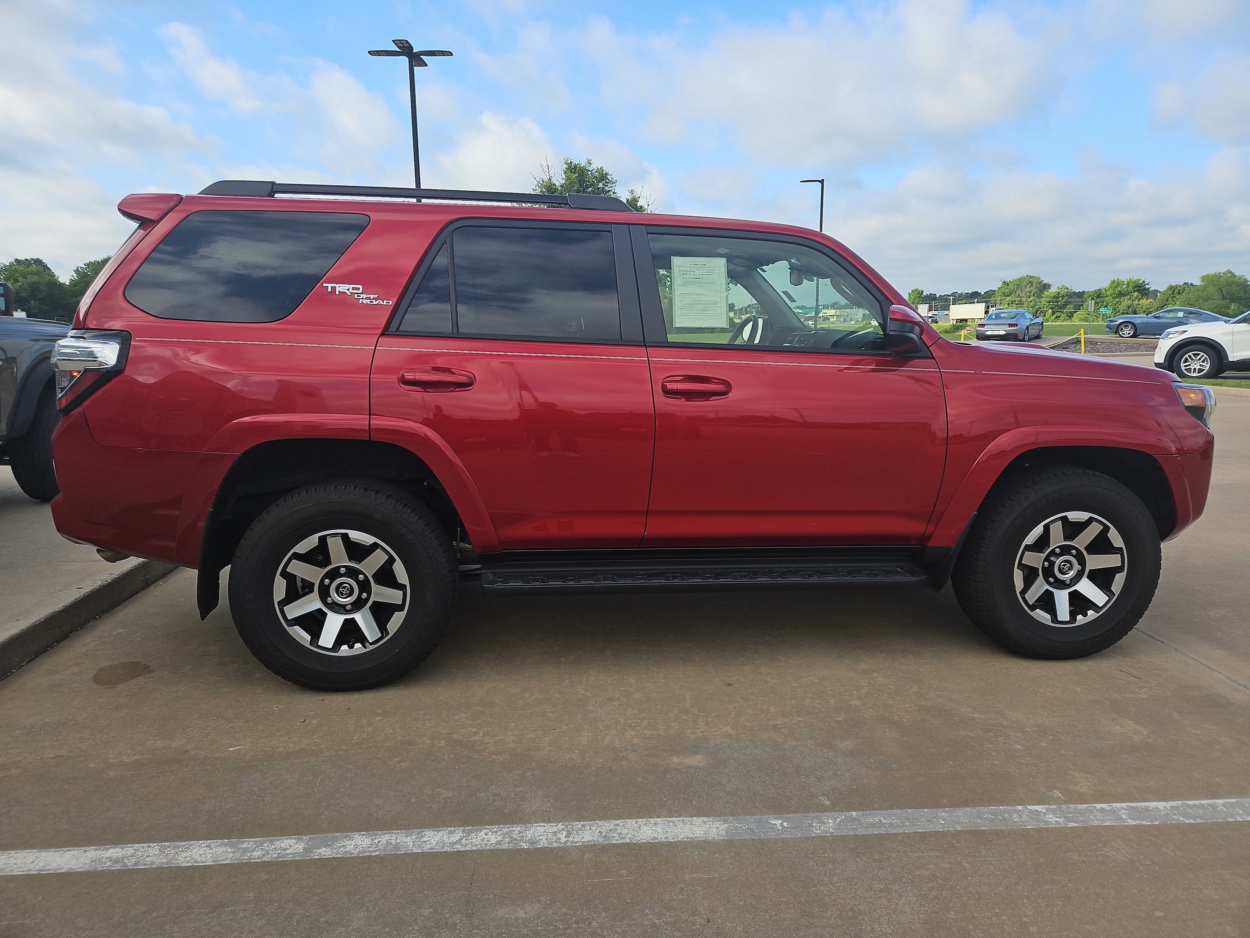 2024 Toyota 4Runner TRD Off-Road - Photo 6