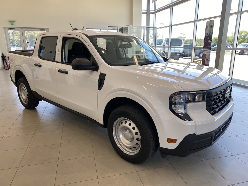 New 2025 Ford Maverick XL Truck SuperCrew