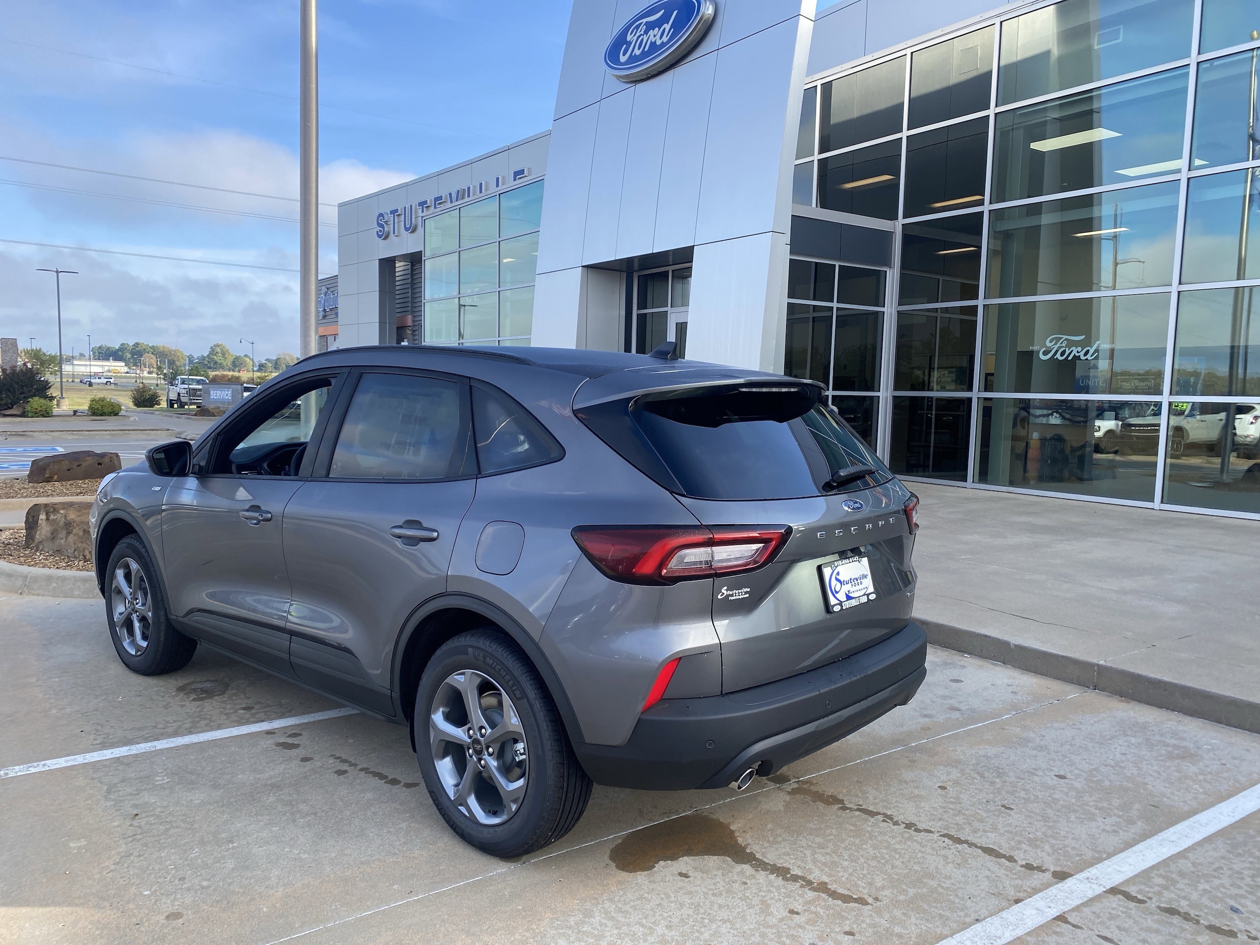 2026 Ford Escape Hybrid ST-Line Select - Photo 6