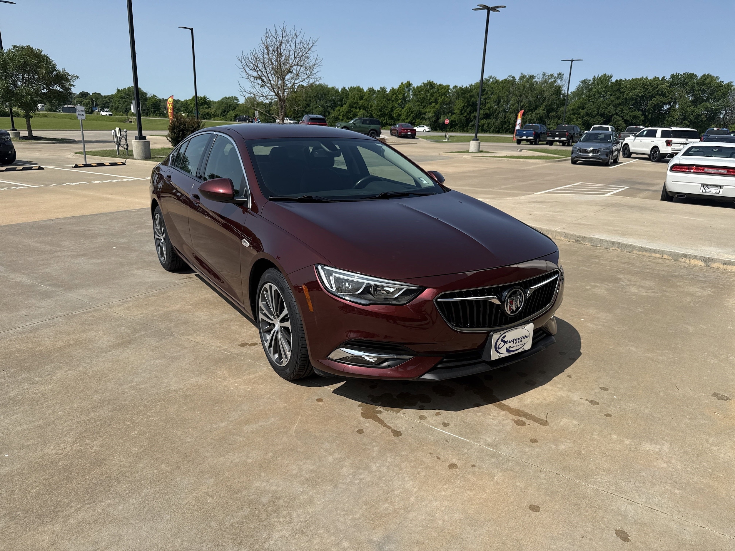 Used 2018 Buick Regal Sportback Preferred II with VIN W04GM6SX1J1074825 for sale in Tahlequah, OK