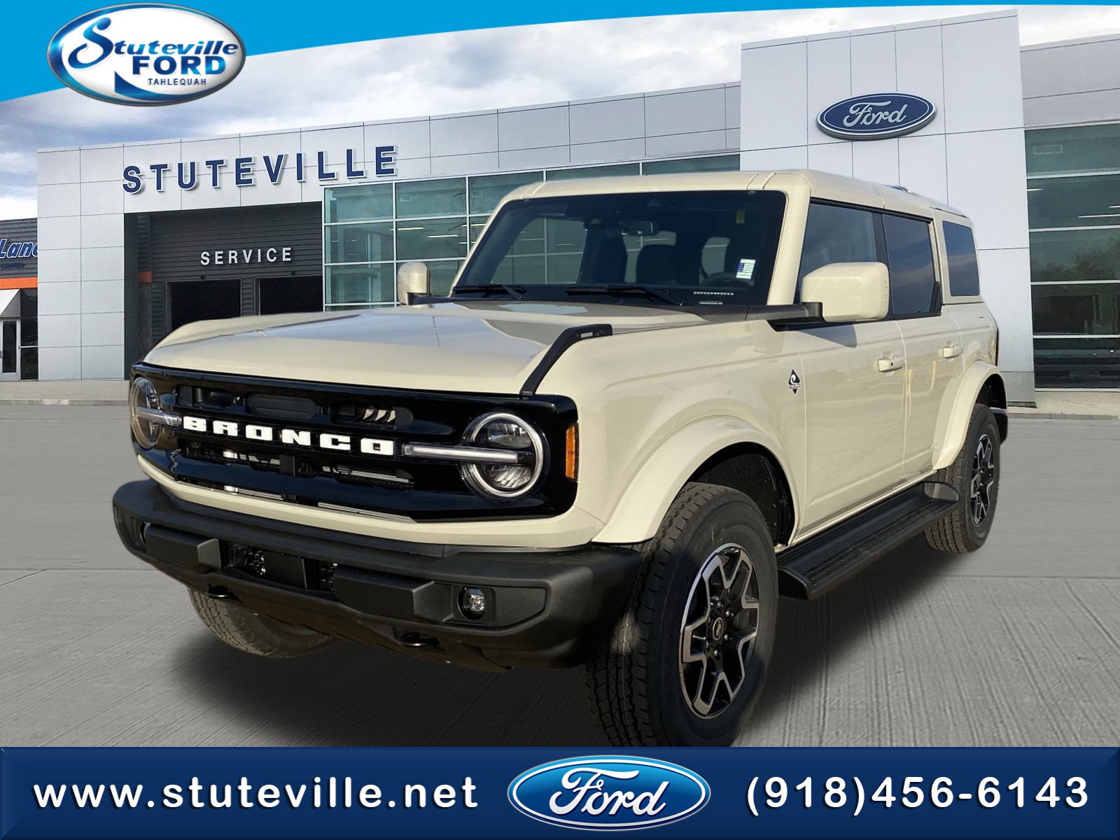2025 Ford Bronco 4-Door Outer Banks's photo