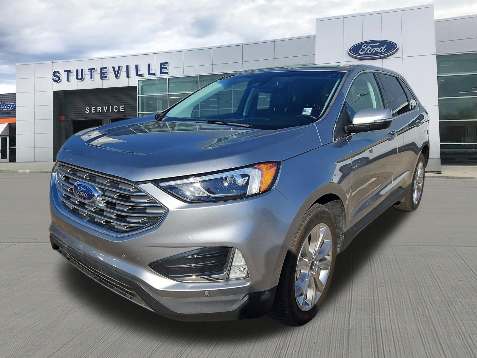 2024 Ford Edge Titanium