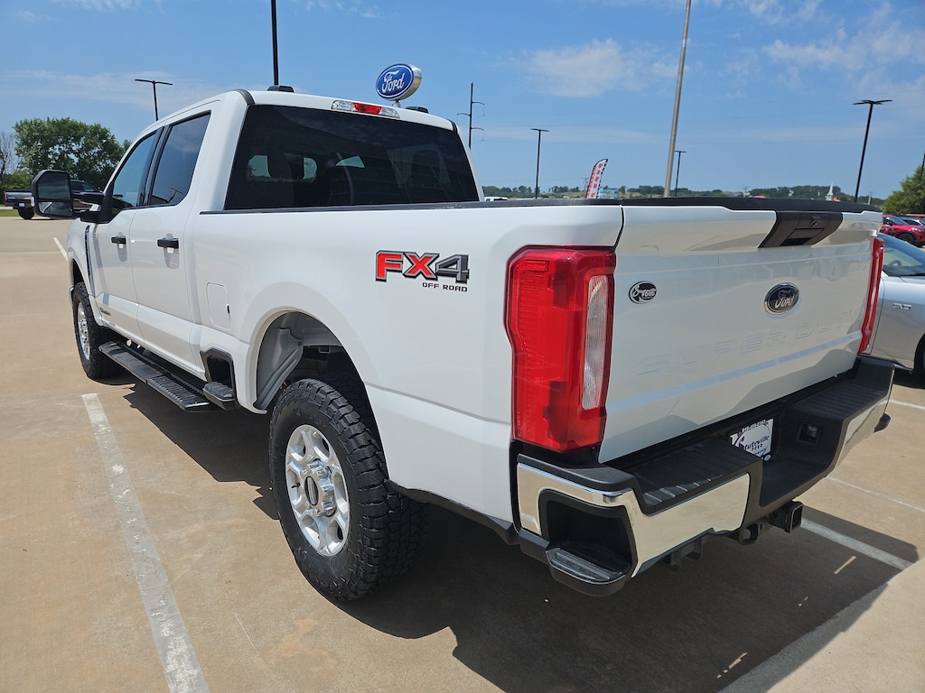 Used 2025 Ford Super Duty F-250 SRW XLT Truck Crew Cab