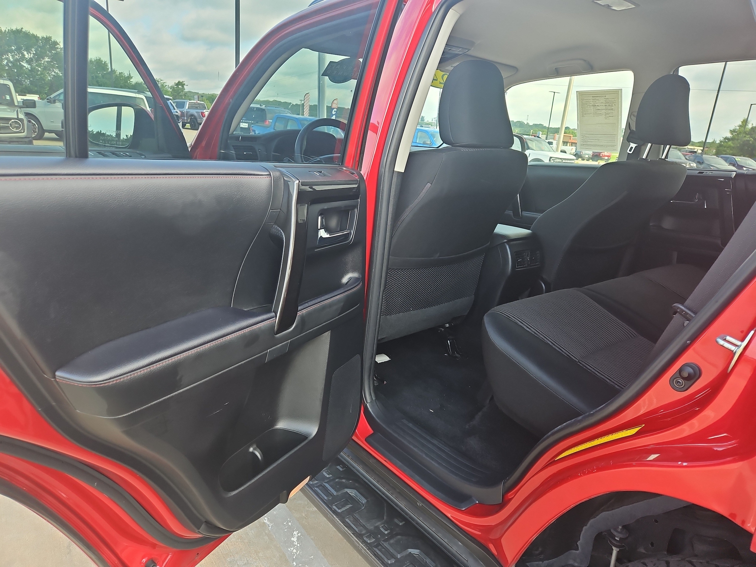 2024 Toyota 4Runner TRD Off-Road - Photo 11
