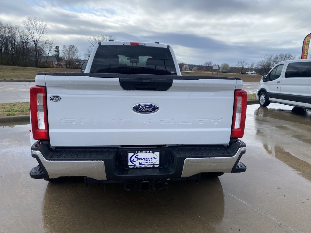 New 2026 Ford Super Duty F-350 DRW XLT Truck Crew Cab