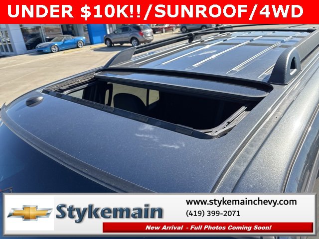 2016 Ford Expedition XLT photo 2