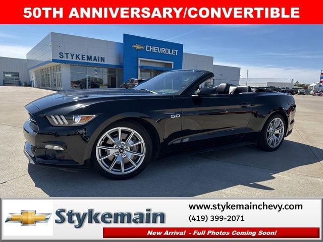 2015 Ford Mustang GT Convertible Premium's photo