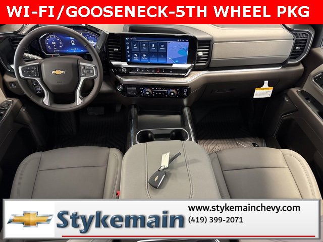 2026 Chevrolet Silverado 2500HD LTZ photo 4