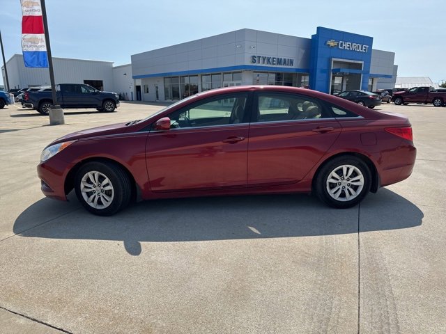 2012 Hyundai Sonata GLS photo 2