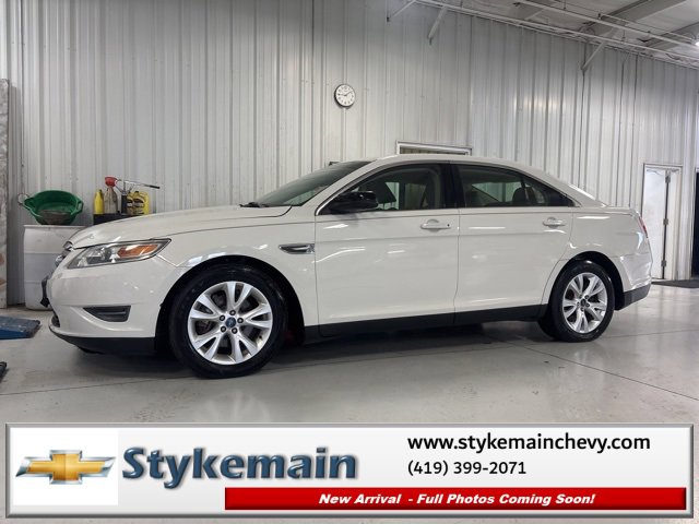 2012 Ford Taurus SEL's photo