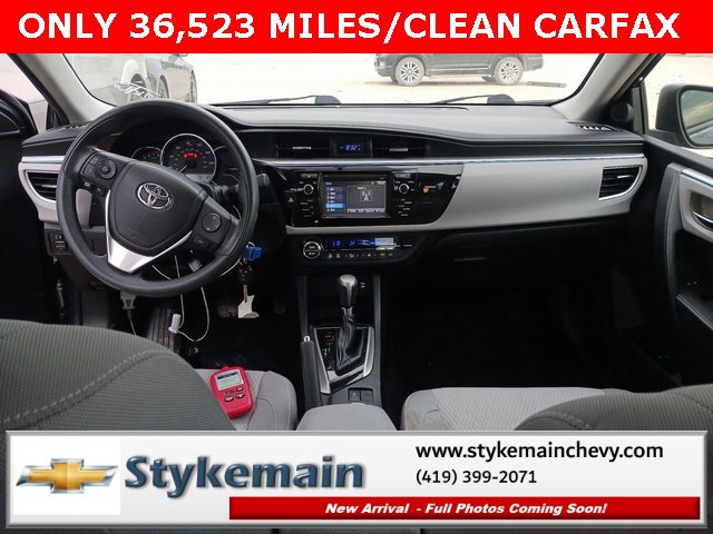 2015 Toyota Corolla L photo 3