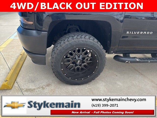 2016 Chevrolet Silverado Work Truck LS Base photo 2