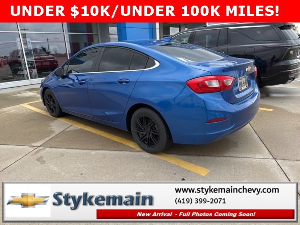 Used 2017 Chevrolet Cruze LT Sedan