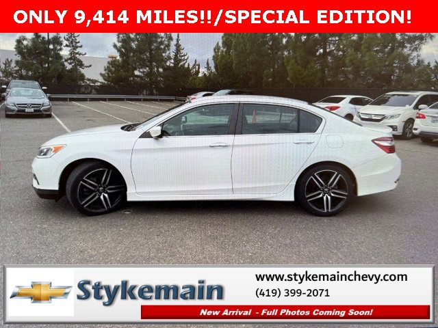 2017 Honda Accord Sport SE photo 3