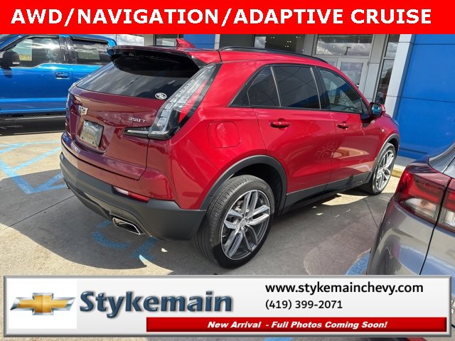 2020 Cadillac XT4 Sport photo 3