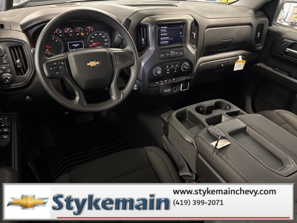 New 2026 Chevrolet Silverado 1500 Custom Truck