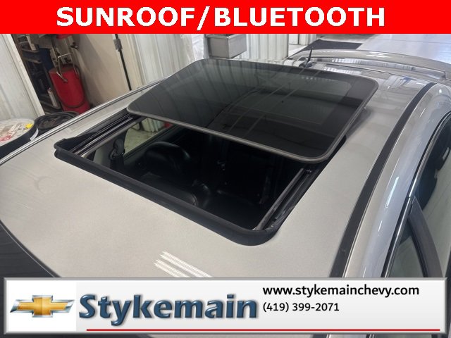 Used 2008 Chevrolet Impala LTZ with VIN 2G1WU583X81234634 for sale in Paulding, OH