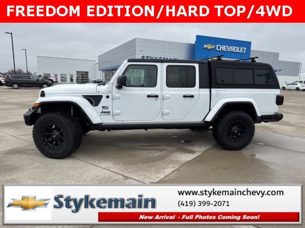 Used 2021 Jeep Gladiator Freedom Truck Crew Cab
