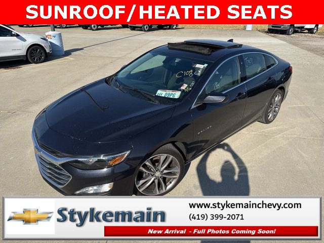 2022 Chevrolet Malibu 1LT photo 2