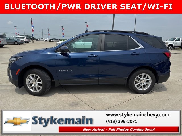 2022 Chevrolet Equinox LT photo 3