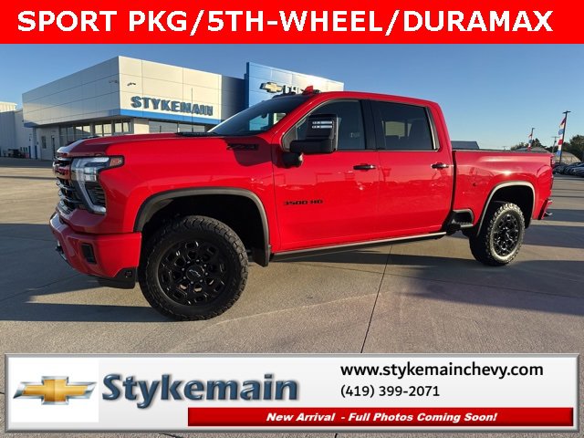 2024 Chevrolet Silverado 3500HD LTZ Sport Z71 photo 2