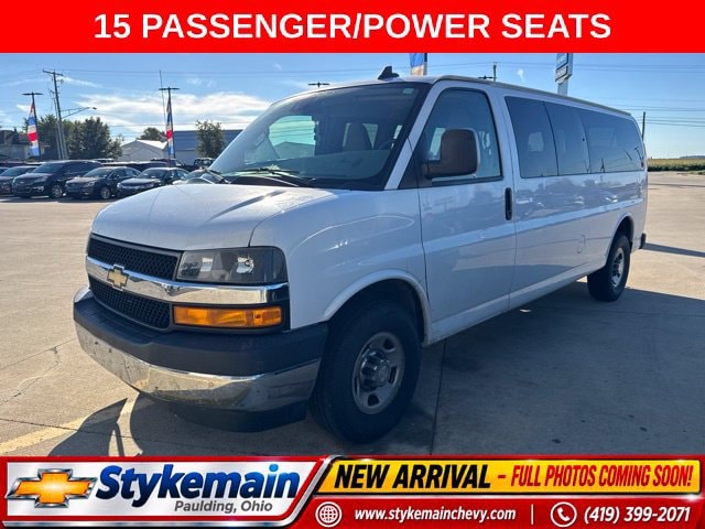 Used 2019 Chevrolet Express Passenger LT with VIN 1GAZGPFP2K1305988 for sale in Paulding, OH