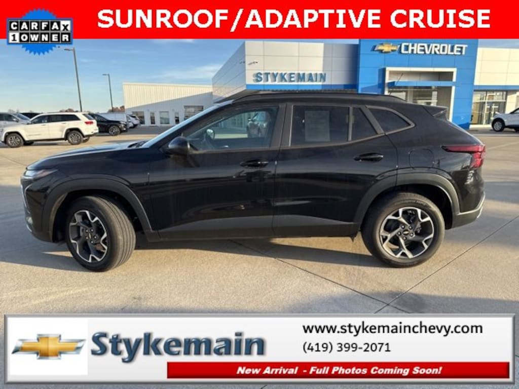 Used 2024 Chevrolet Trax LT SUV