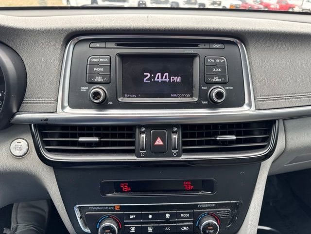 2016 Kia Optima EX - Photo 18
